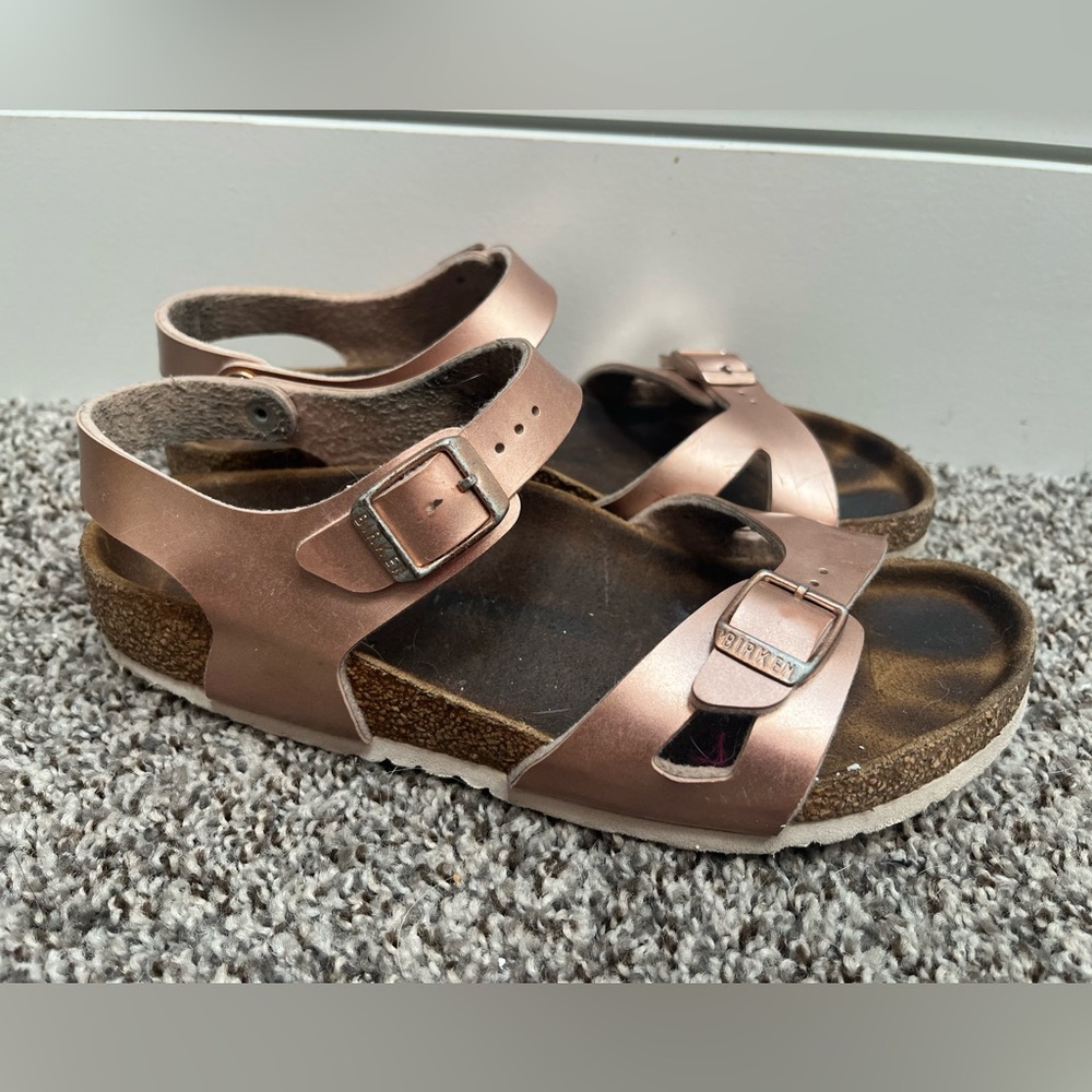 Birkenstock Rose Gold Sandals with Adjustable Straps Size 34 (3.5-4 US)